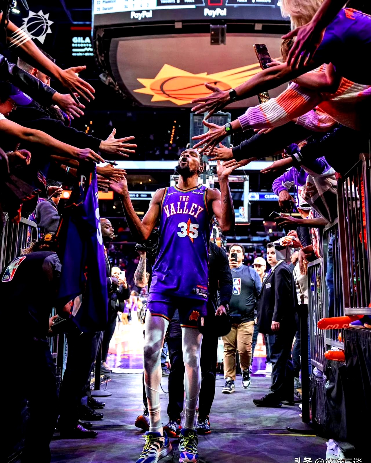 九游体育app-快船前途光明！，杜兰特新星比赛局势复杂表现突出赢得满堂喝彩(快船剩余赛程一览)