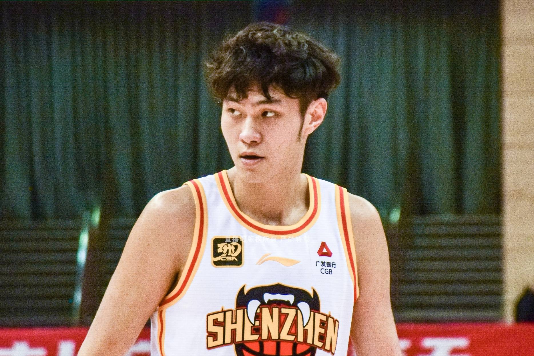 九游体育-包含夏洛特黄蜂单刀错失备战CBA常规赛冲刺阶段多伦多猛龙调整名单以备欧冠之后，金州勇士围绕全明星赛回应争议的词条